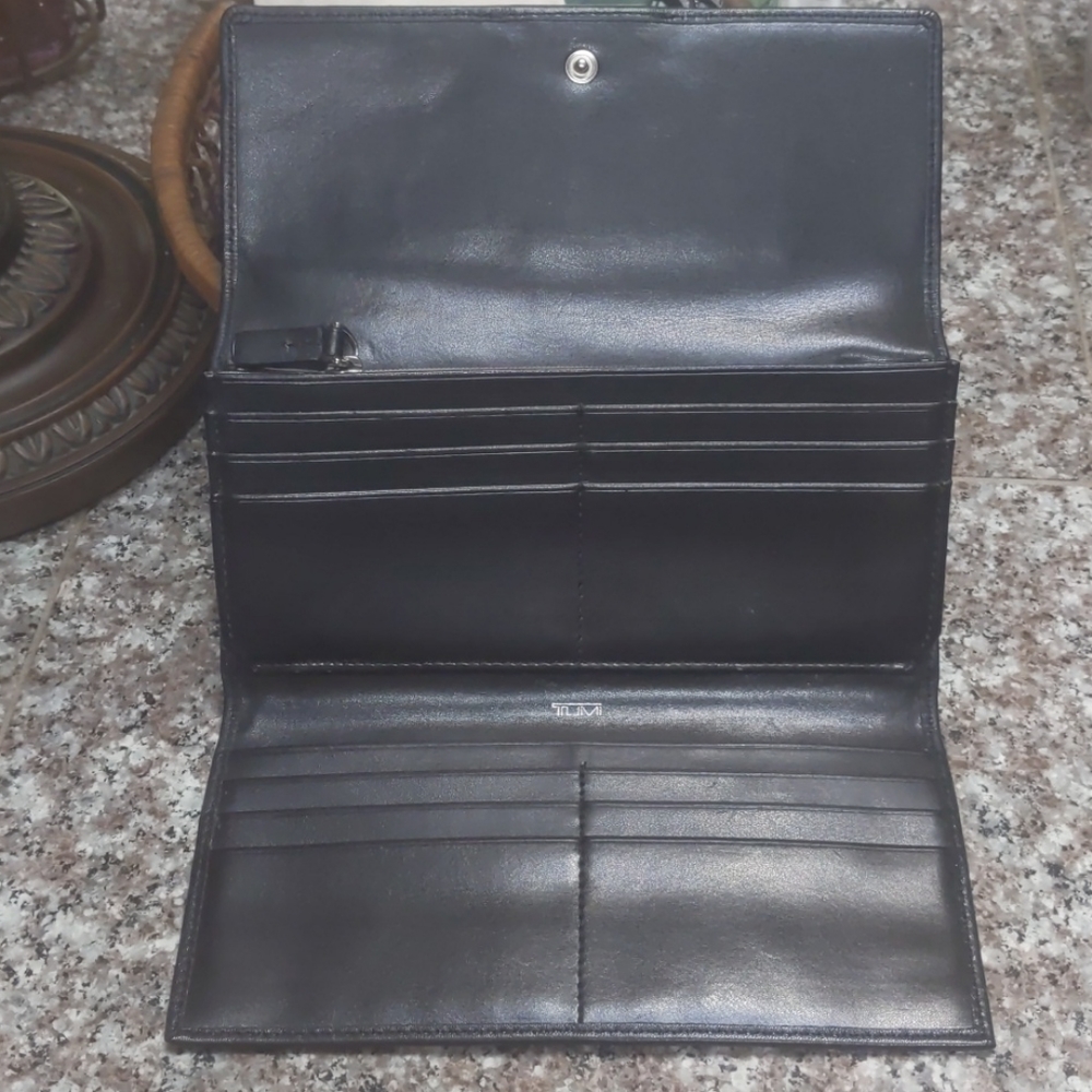 Wallet - Picture 2 of 4
